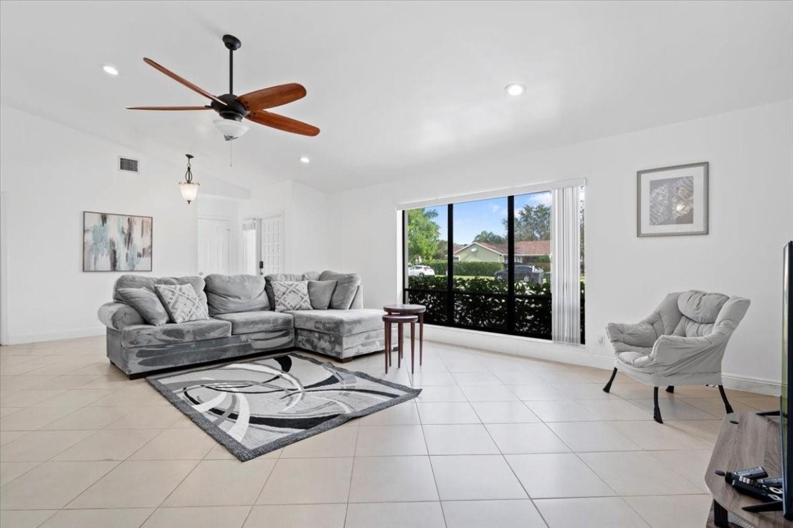 12092 Sugar Pine Trl