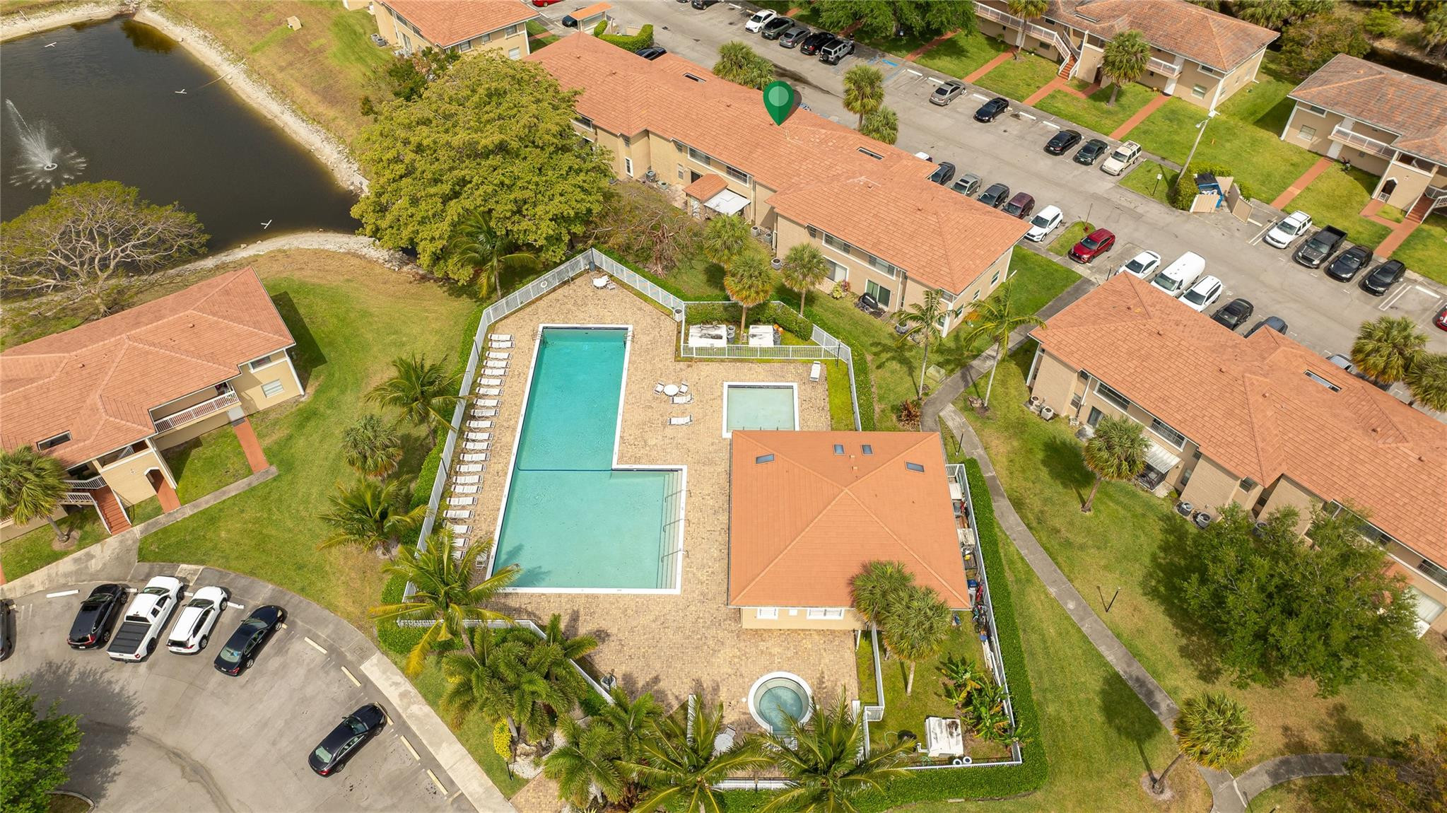 10070 Twin Lakes Dr 10070