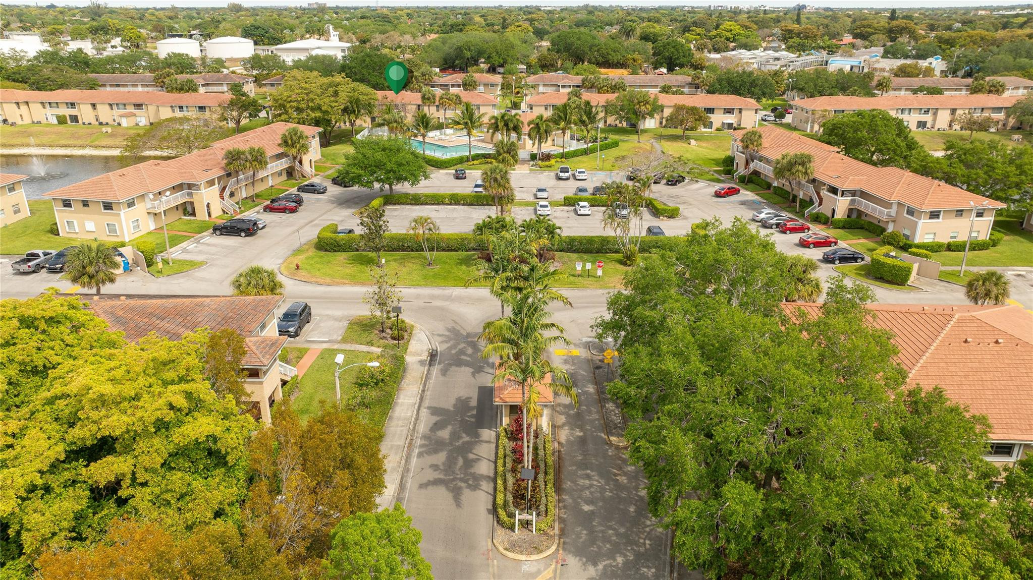 10070 Twin Lakes Dr 10070