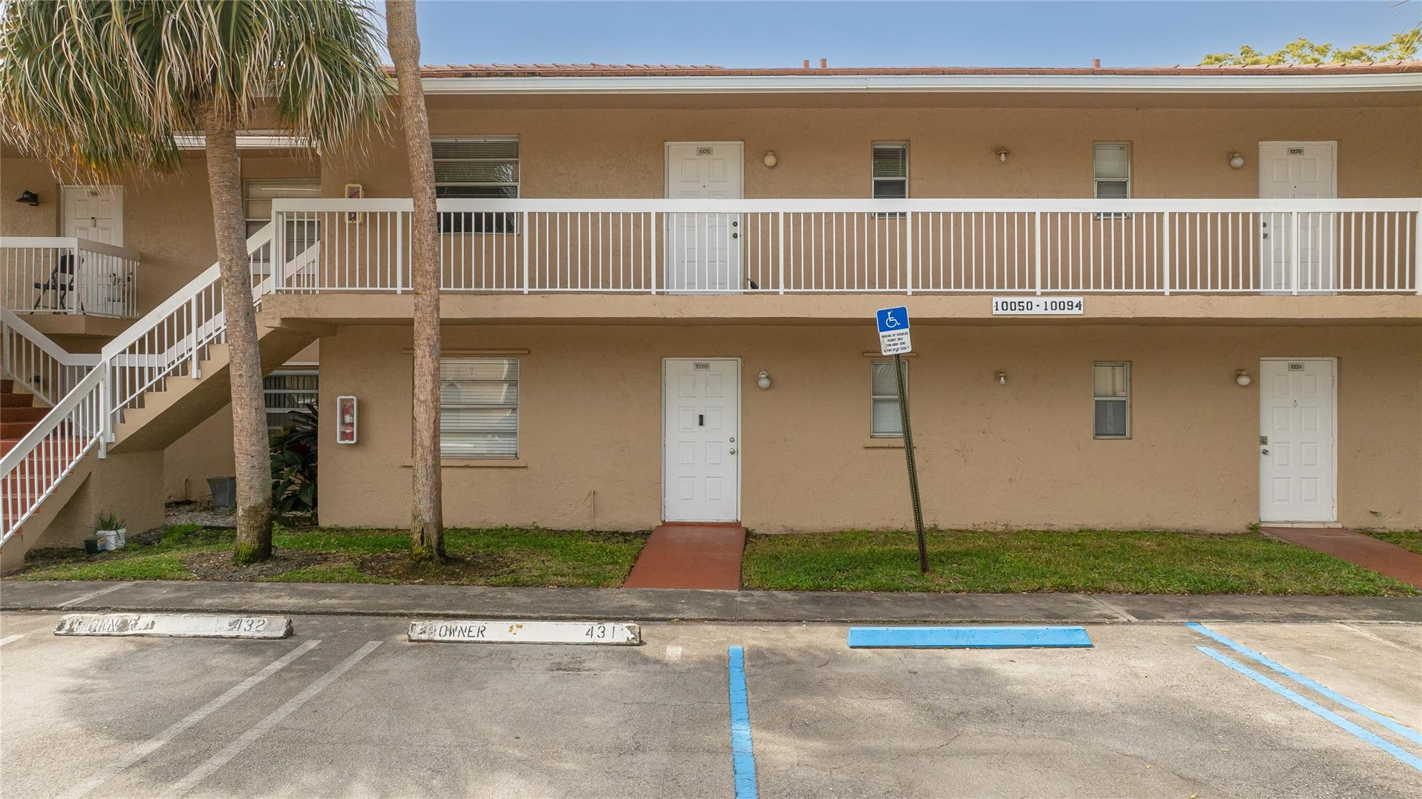 10070 Twin Lakes Dr 10070