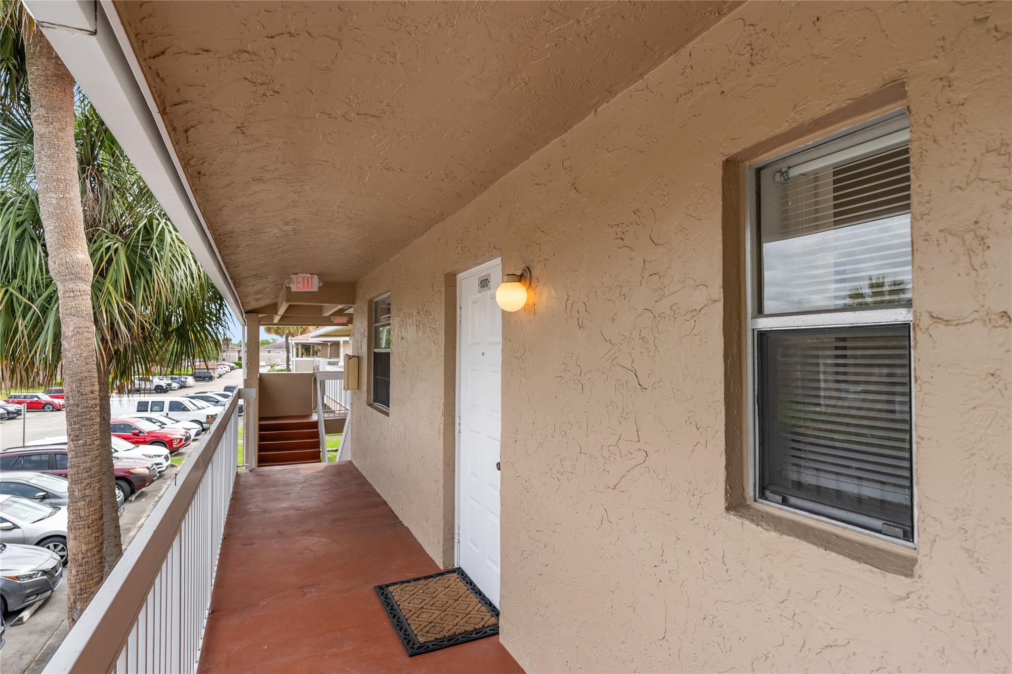 10070 Twin Lakes Dr 10070
