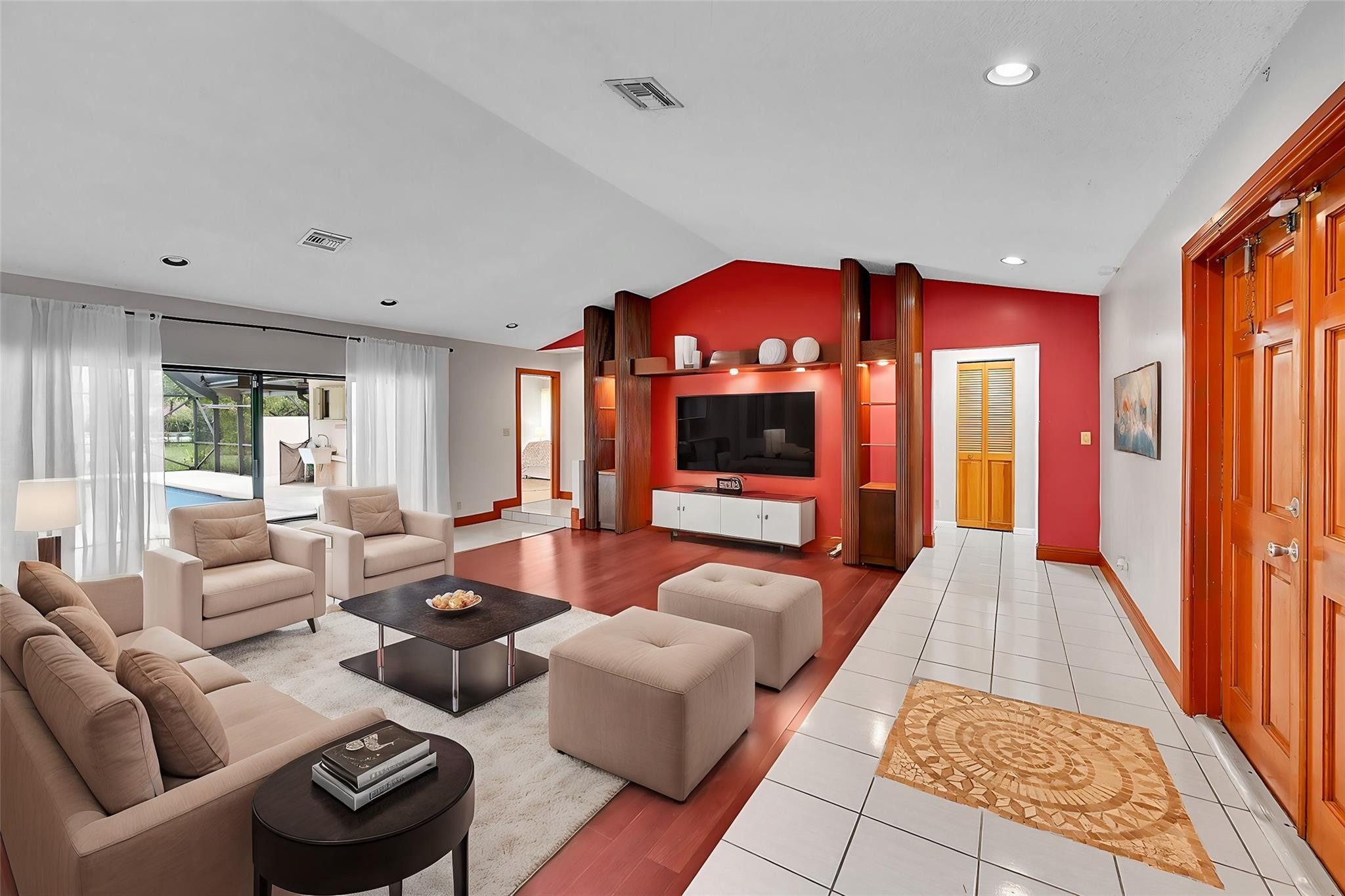 8899 NW 47th Dr