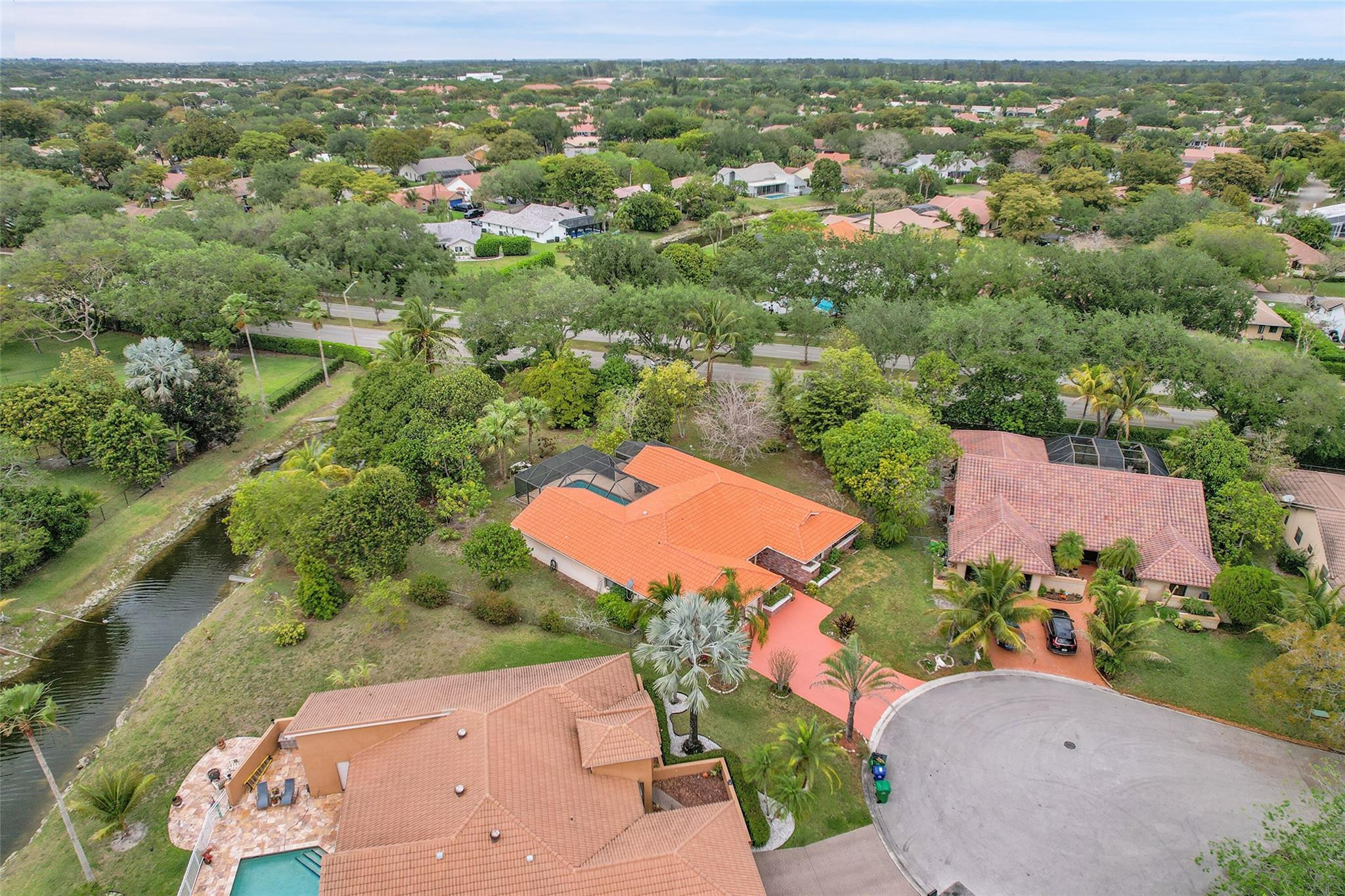 8899 NW 47th Dr