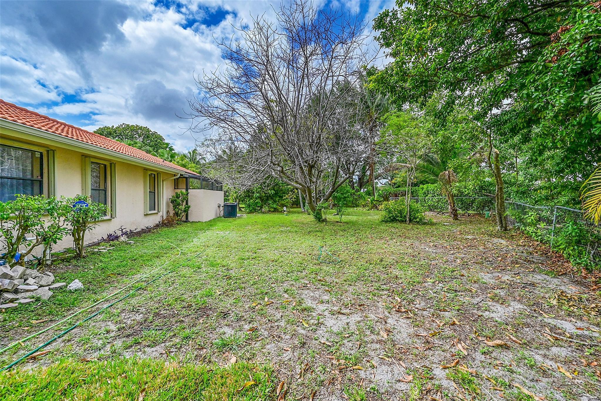 8899 NW 47th Dr