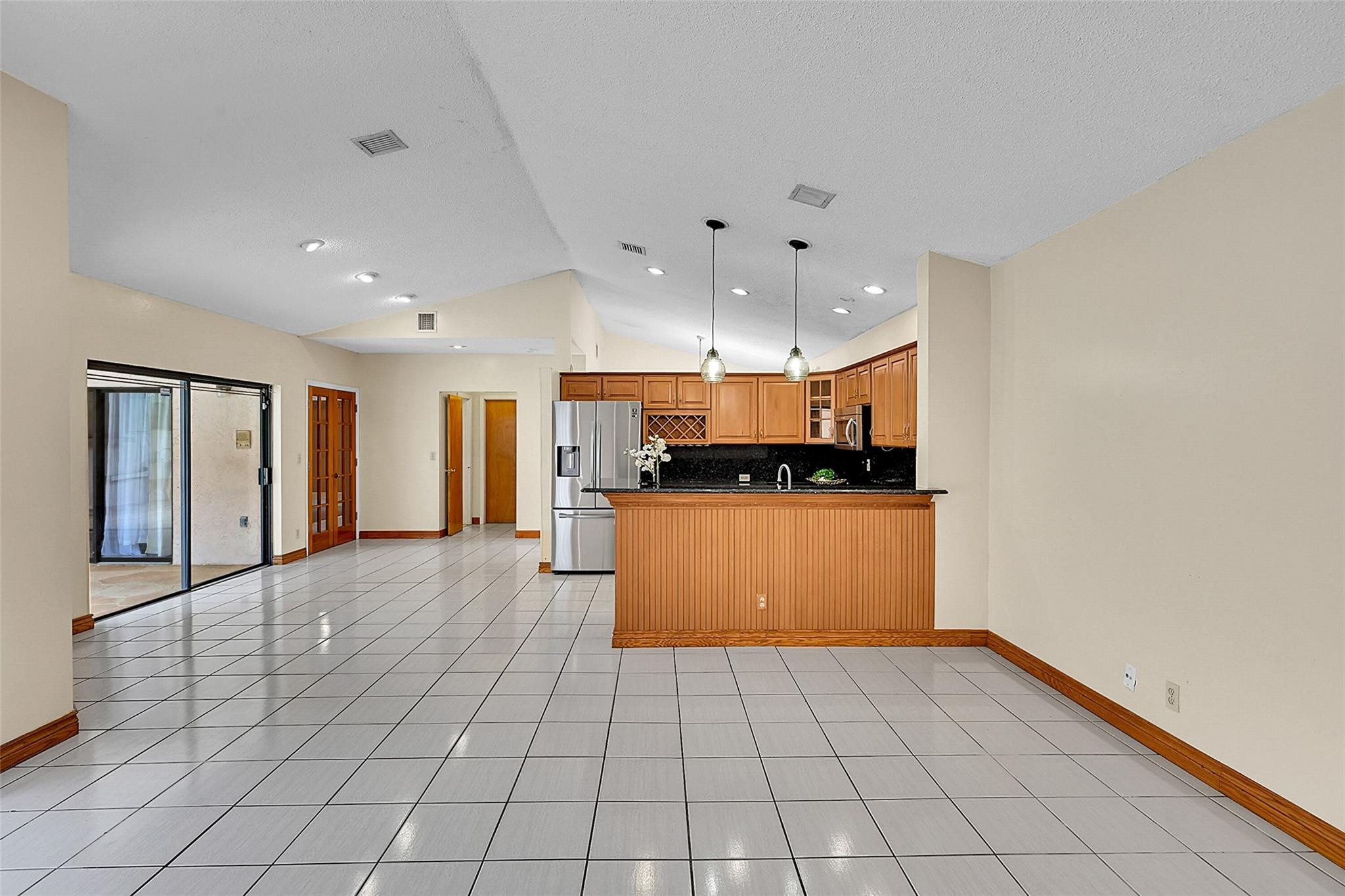 8899 NW 47th Dr