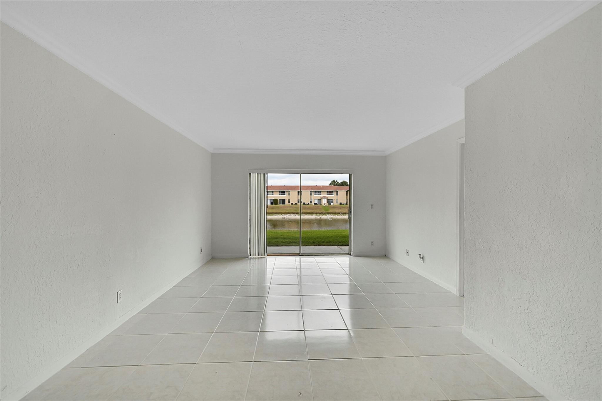 10149 Twin Lakes Dr 2-B