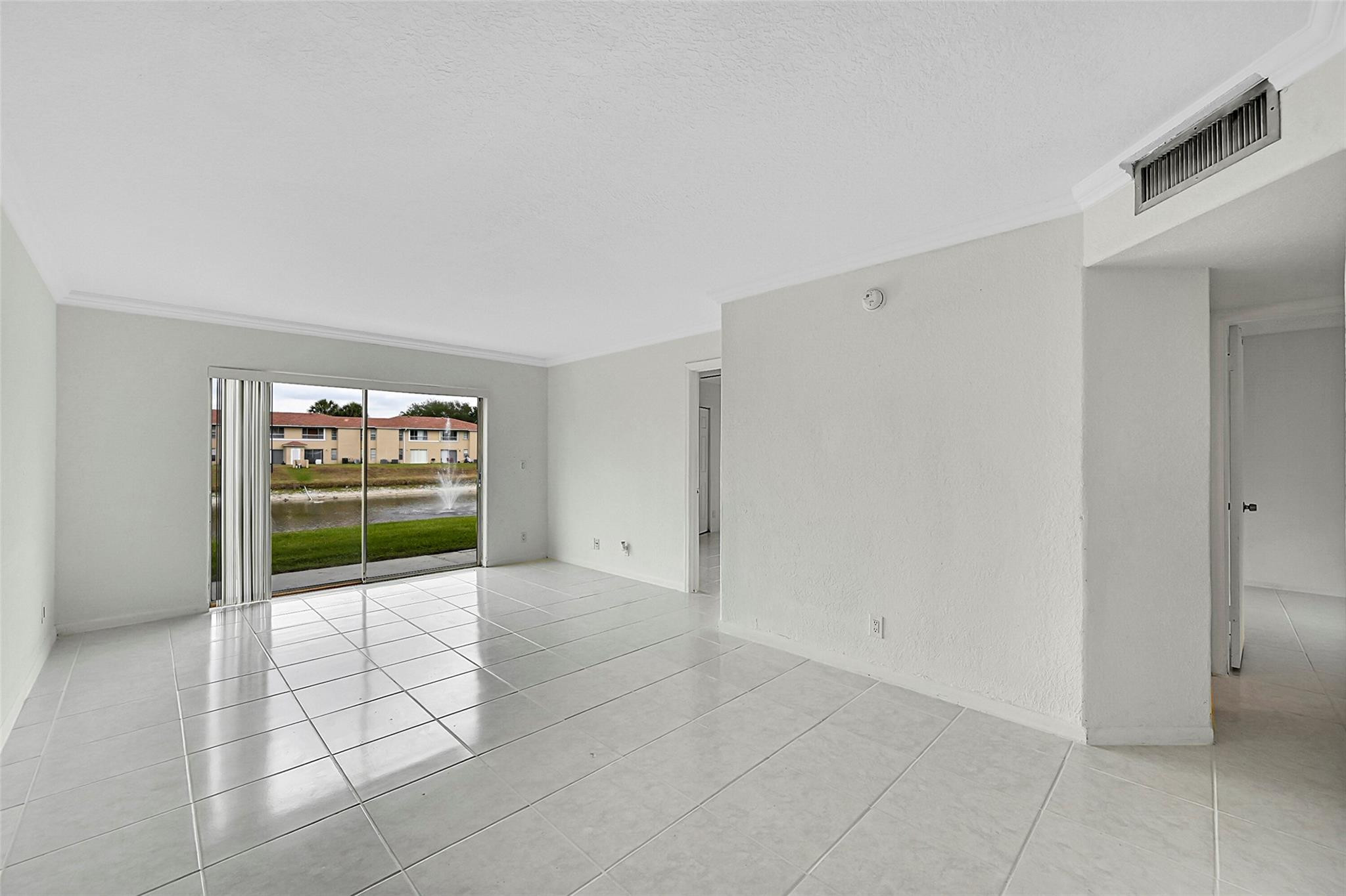 10149 Twin Lakes Dr 2-B