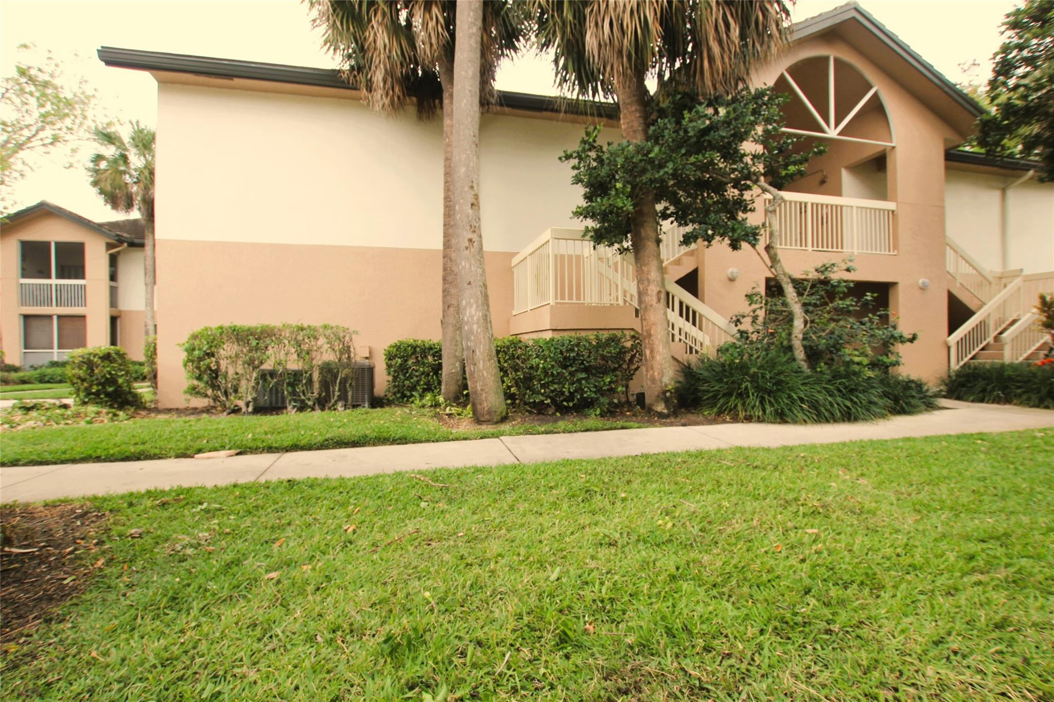 9777 Westview Dr 1118