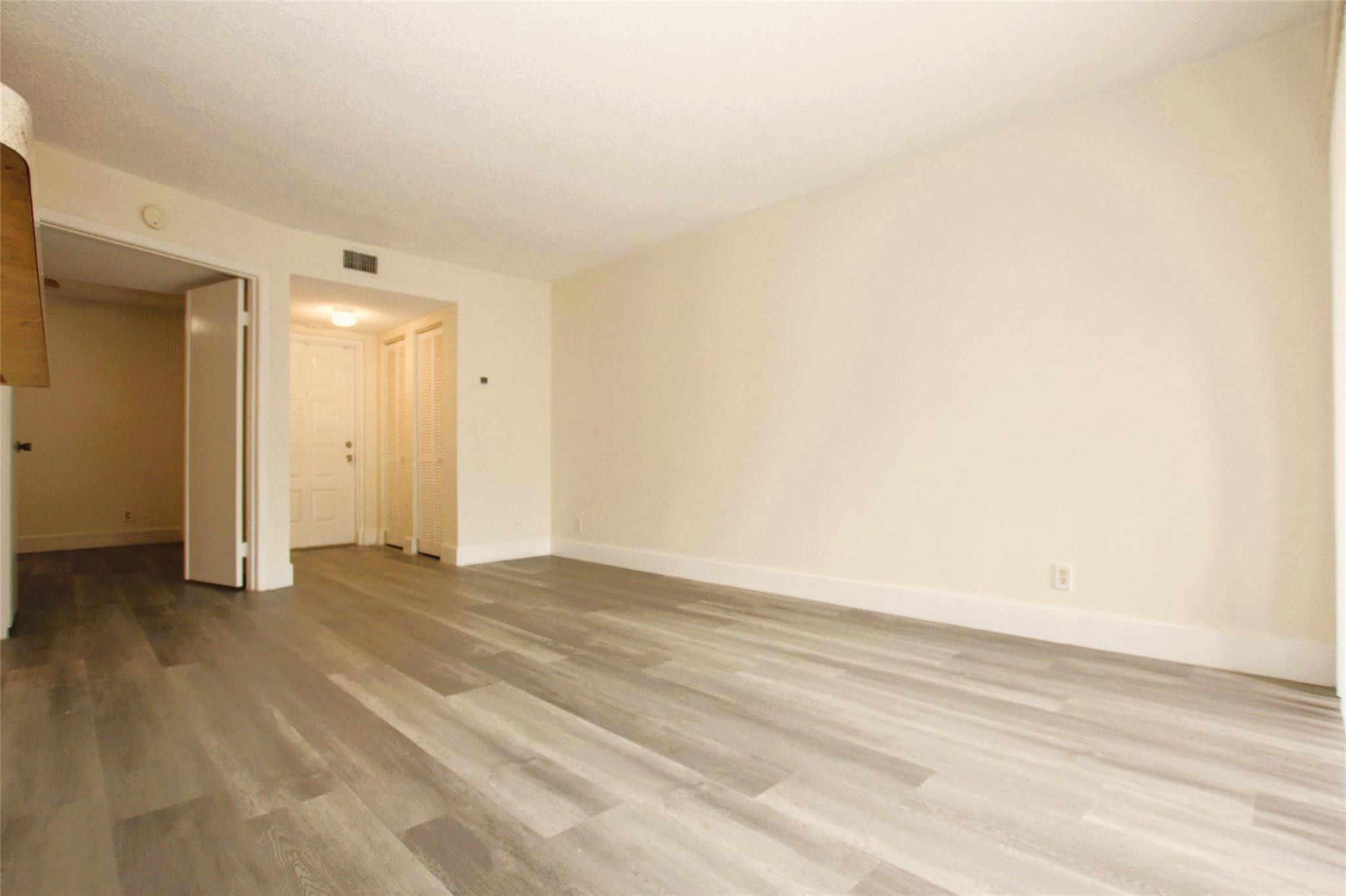 9777 Westview Dr 1118