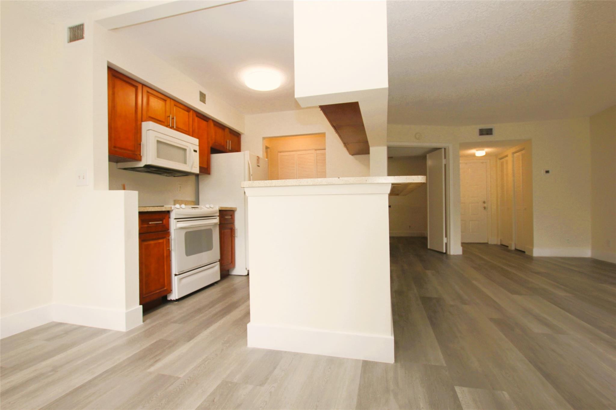 9777 Westview Dr 1118