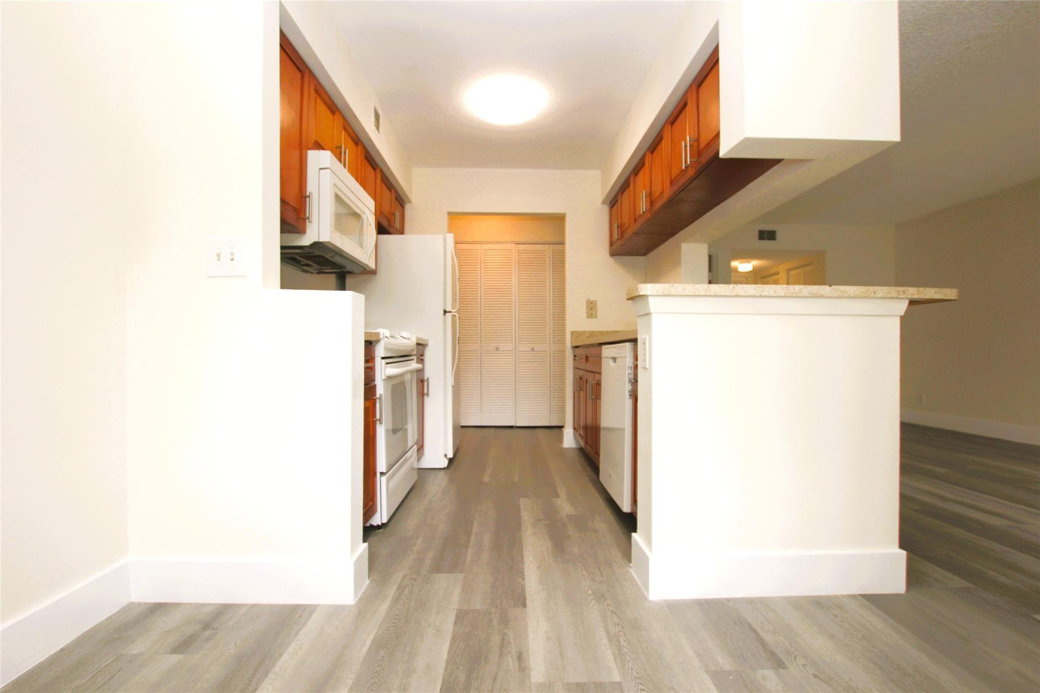 9777 Westview Dr 1118