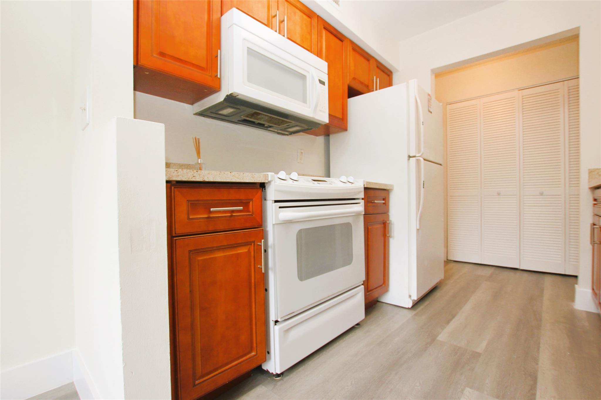 9777 Westview Dr 1118