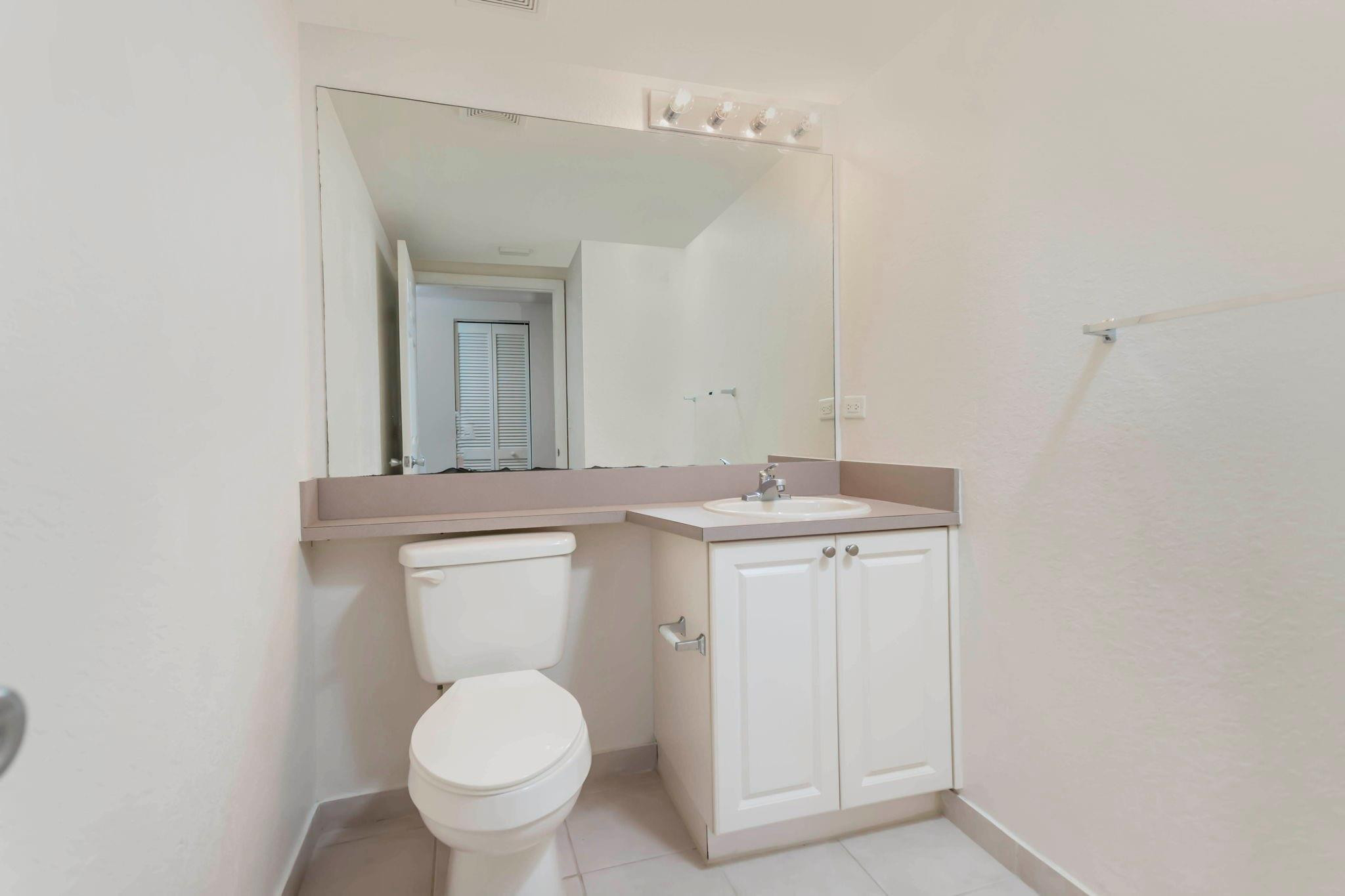 6486 W Sample Rd 16