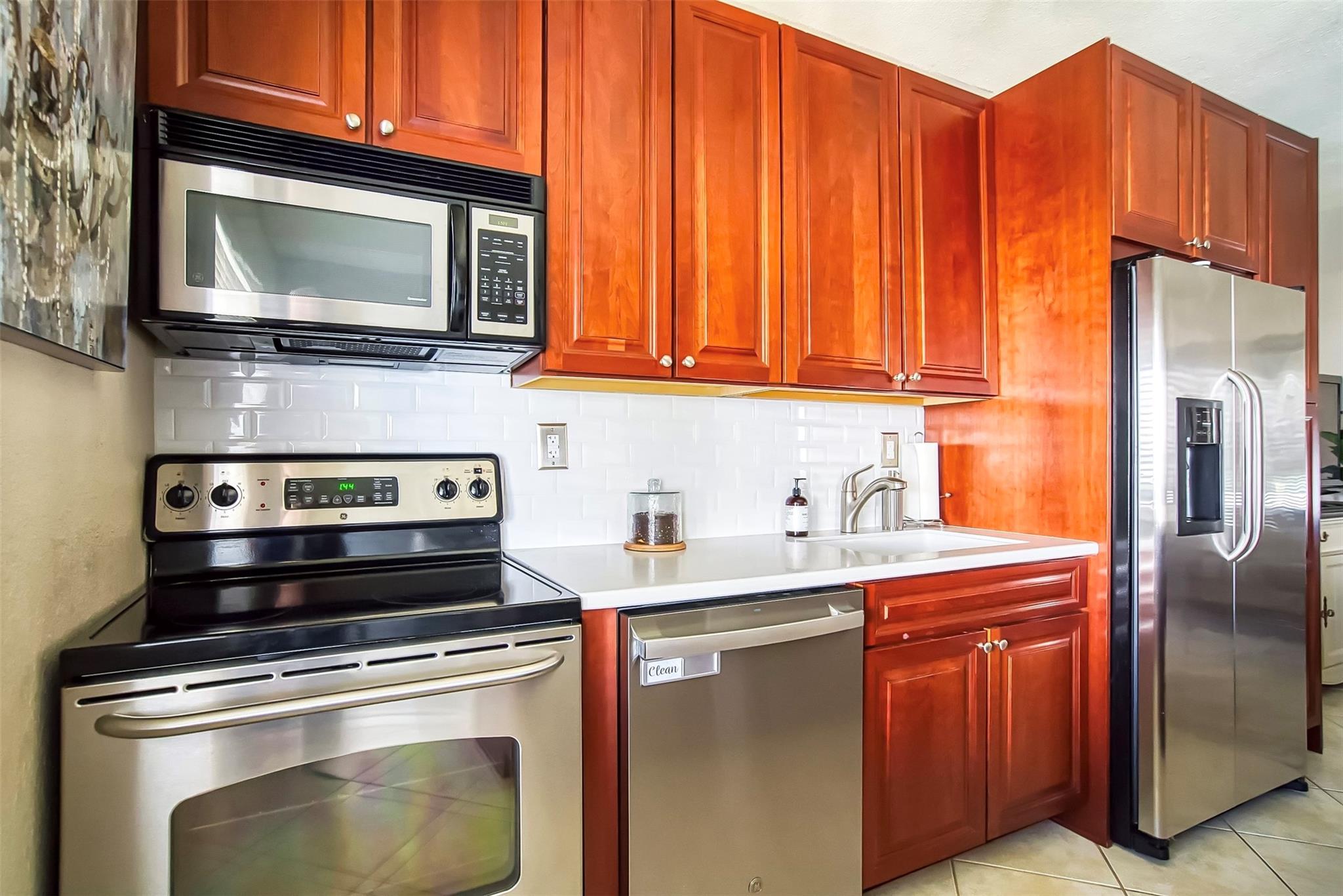 2895 NE 32 ST 306