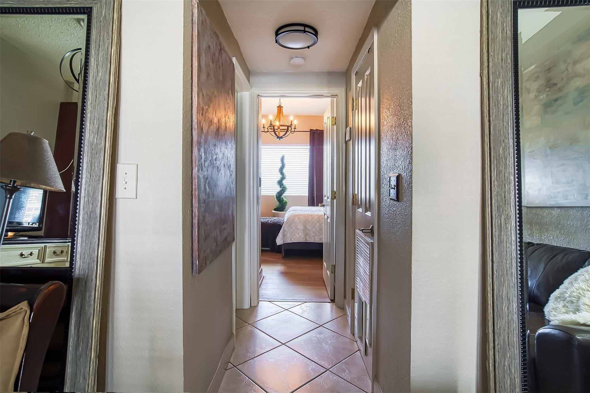 2895 NE 32 ST 306