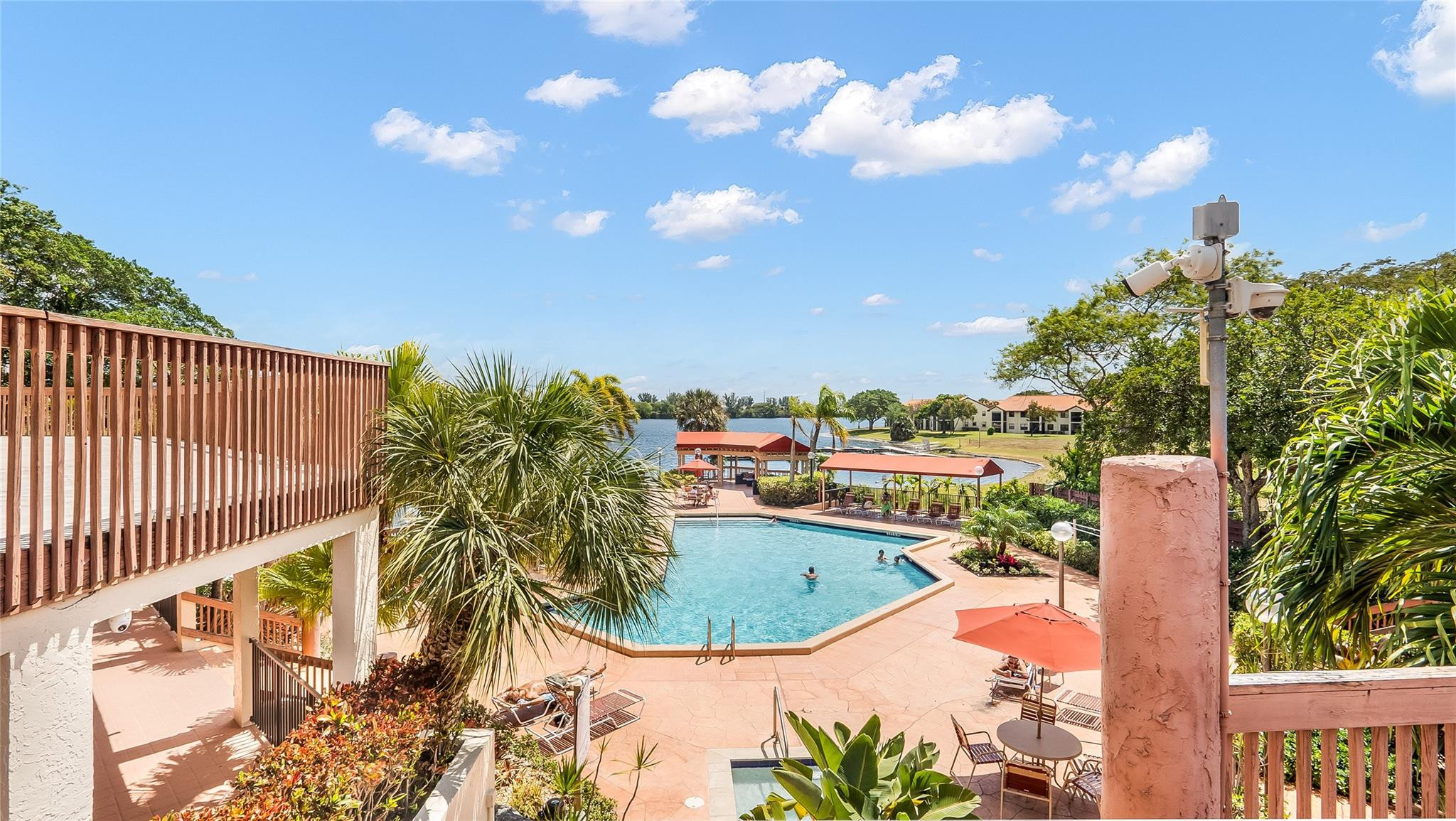 410 Freedom Ct 410