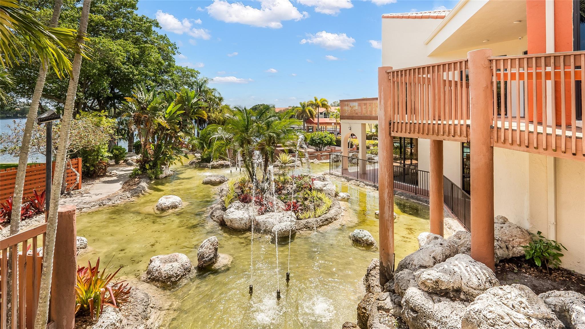 410 Freedom Ct 410