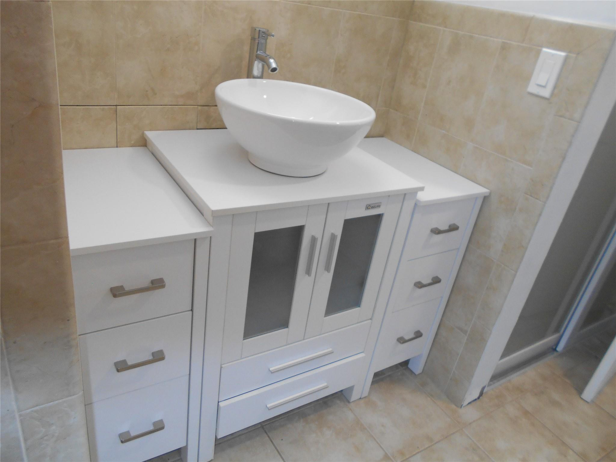410 Freedom Ct 410