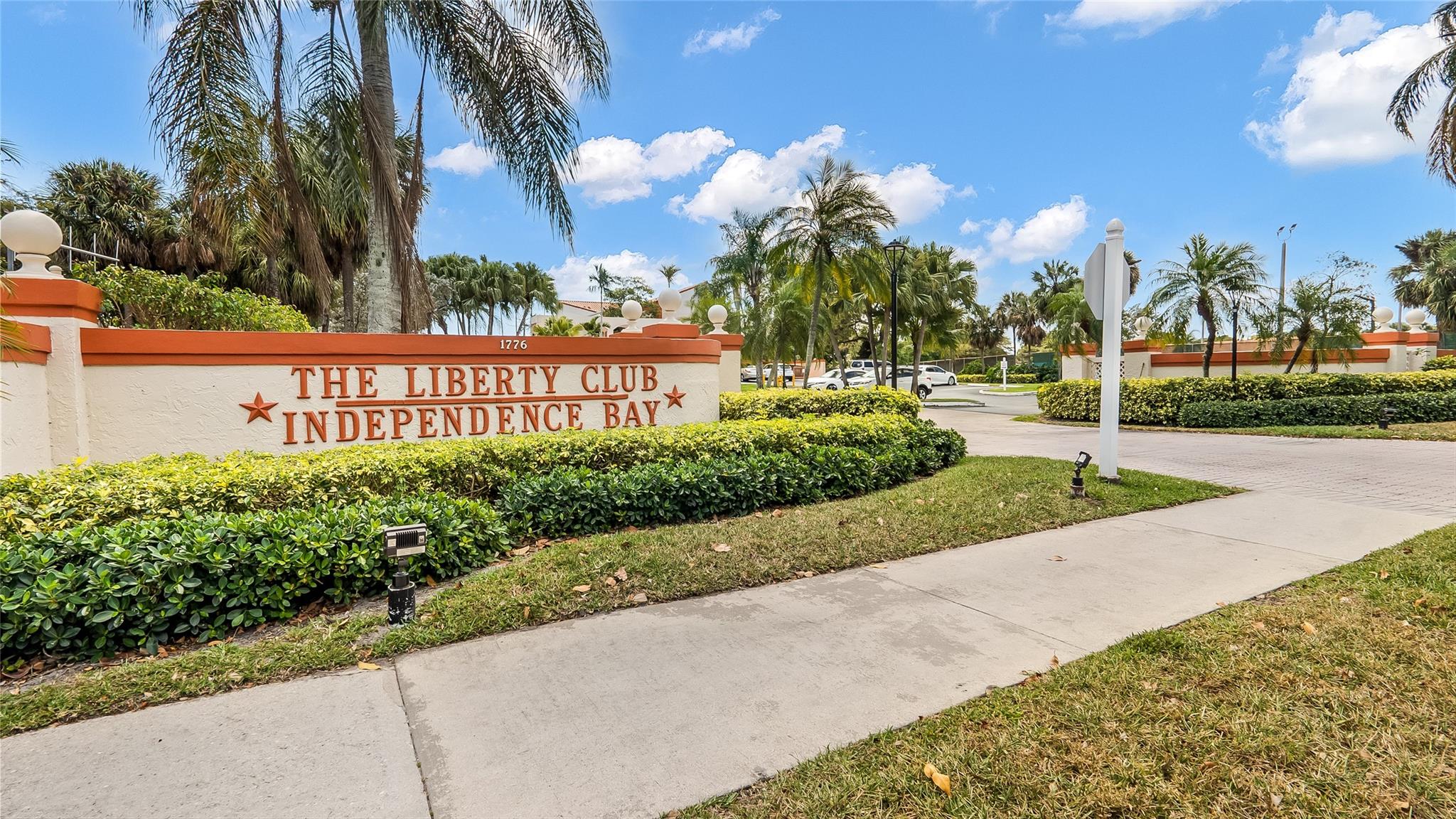 410 Freedom Ct 410