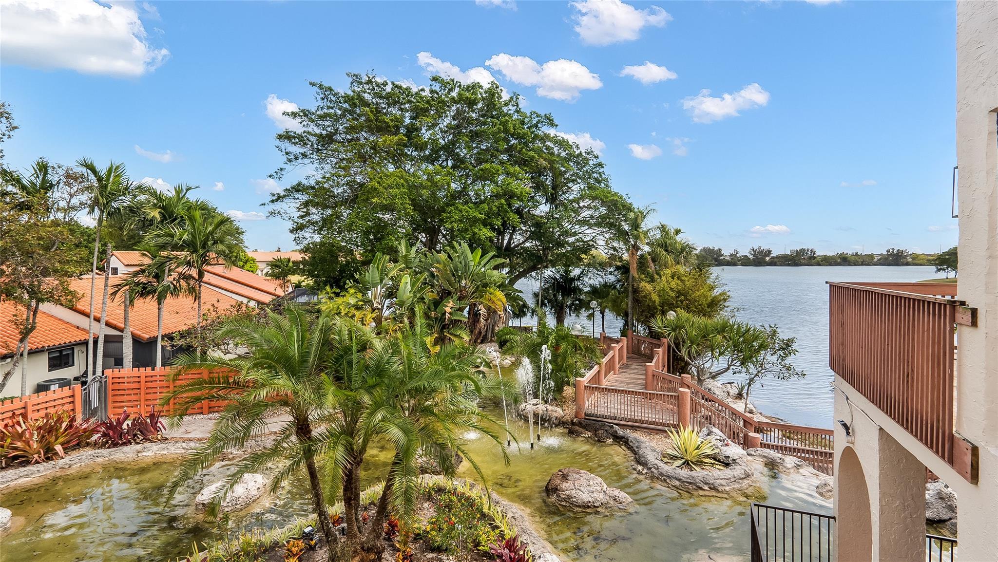 410 Freedom Ct 410