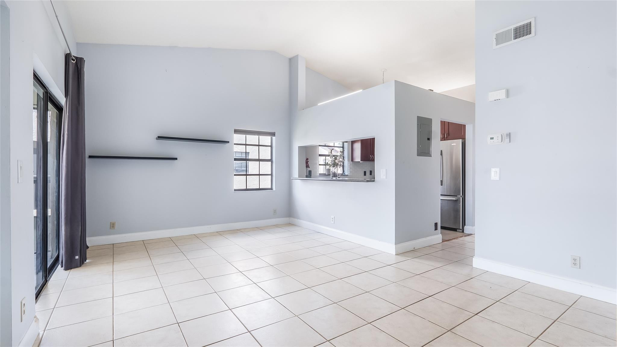 410 Freedom Ct 410