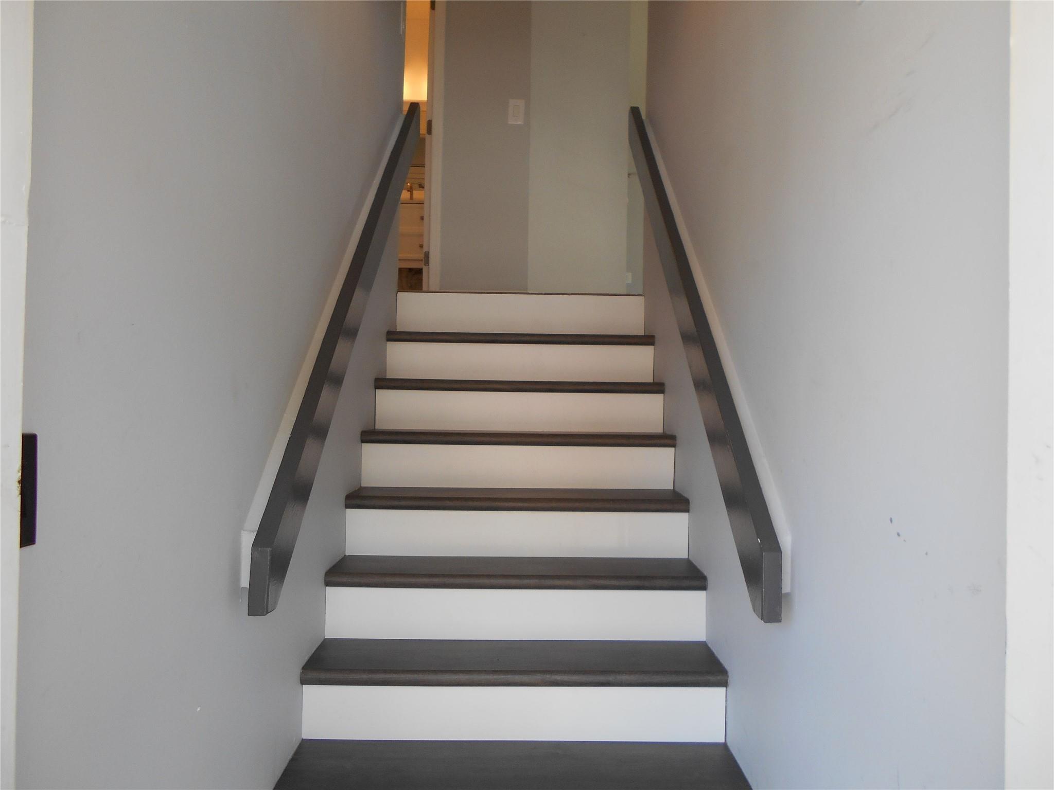 410 Freedom Ct 410