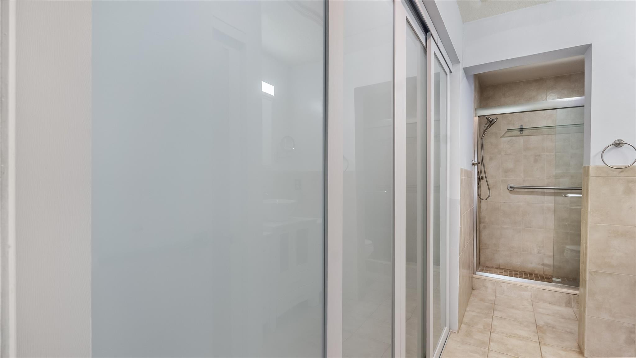 410 Freedom Ct 410