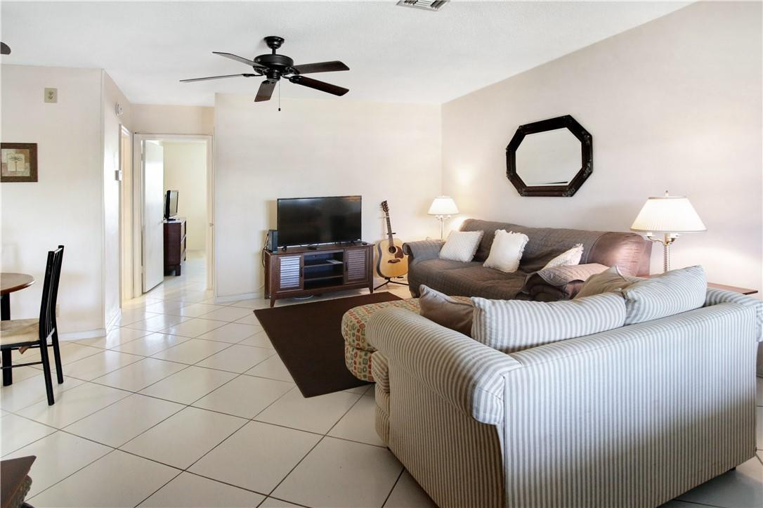 2100 NE 38TH Street 222