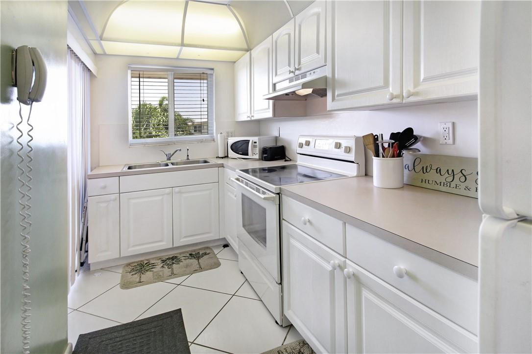 2100 NE 38TH Street 222