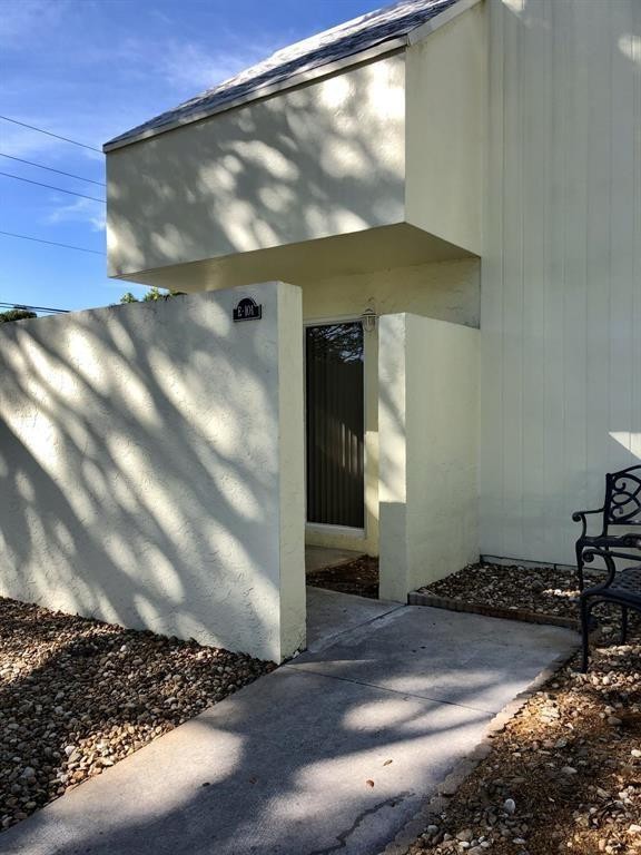 49 Deer Creek Rd E101