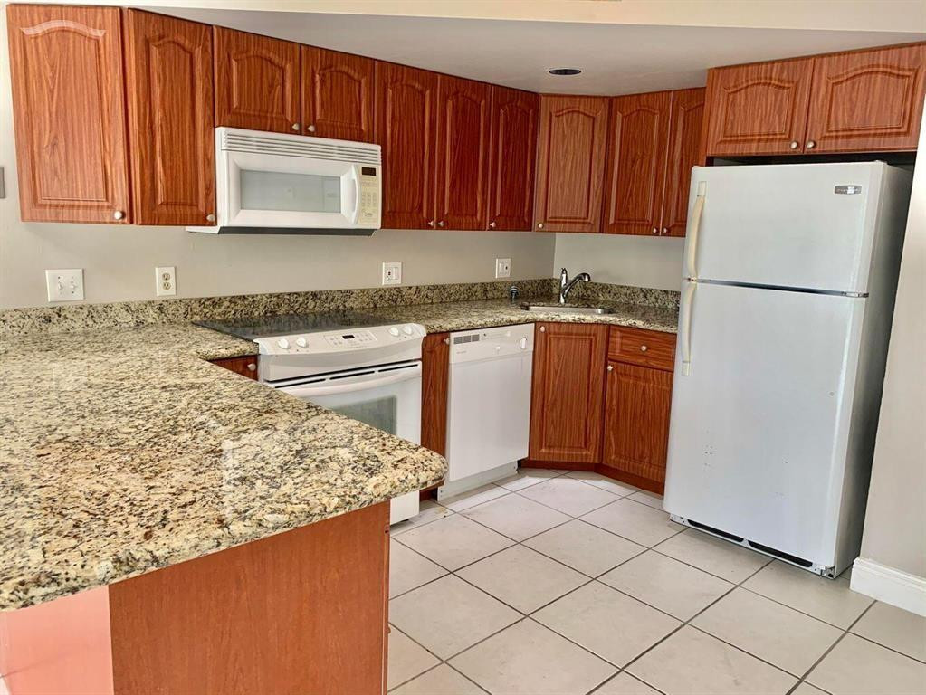 49 Deer Creek Rd E101