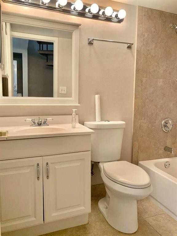 49 Deer Creek Rd E101