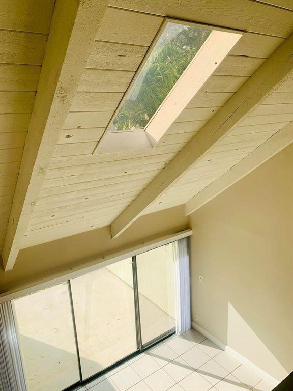 49 Deer Creek Rd E101