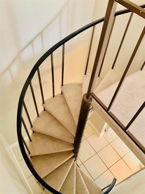 49 Deer Creek Rd E101