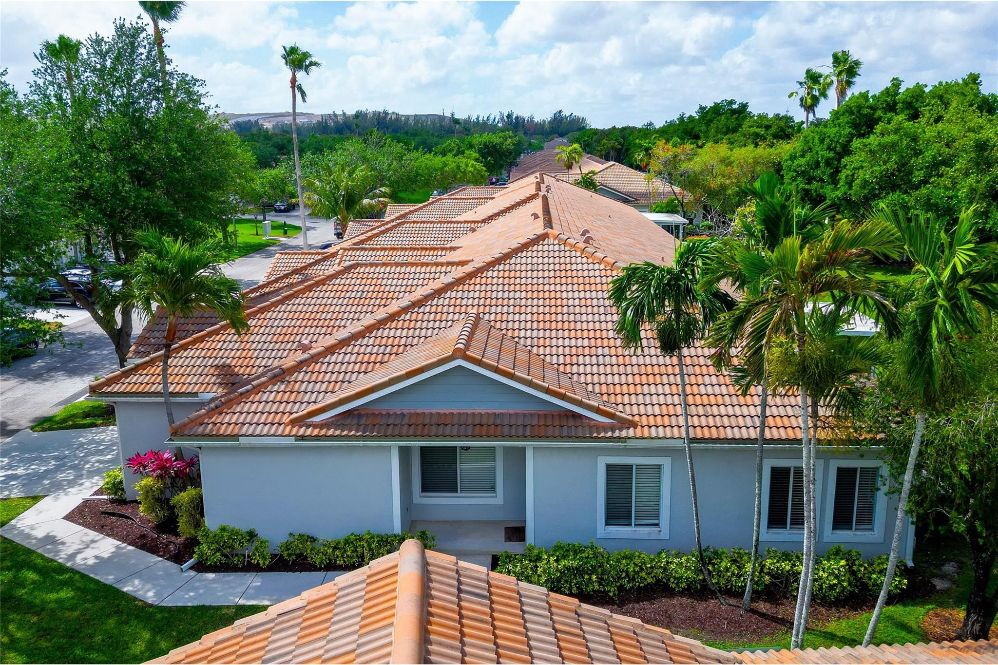 1245 SW 48th Ter 1245