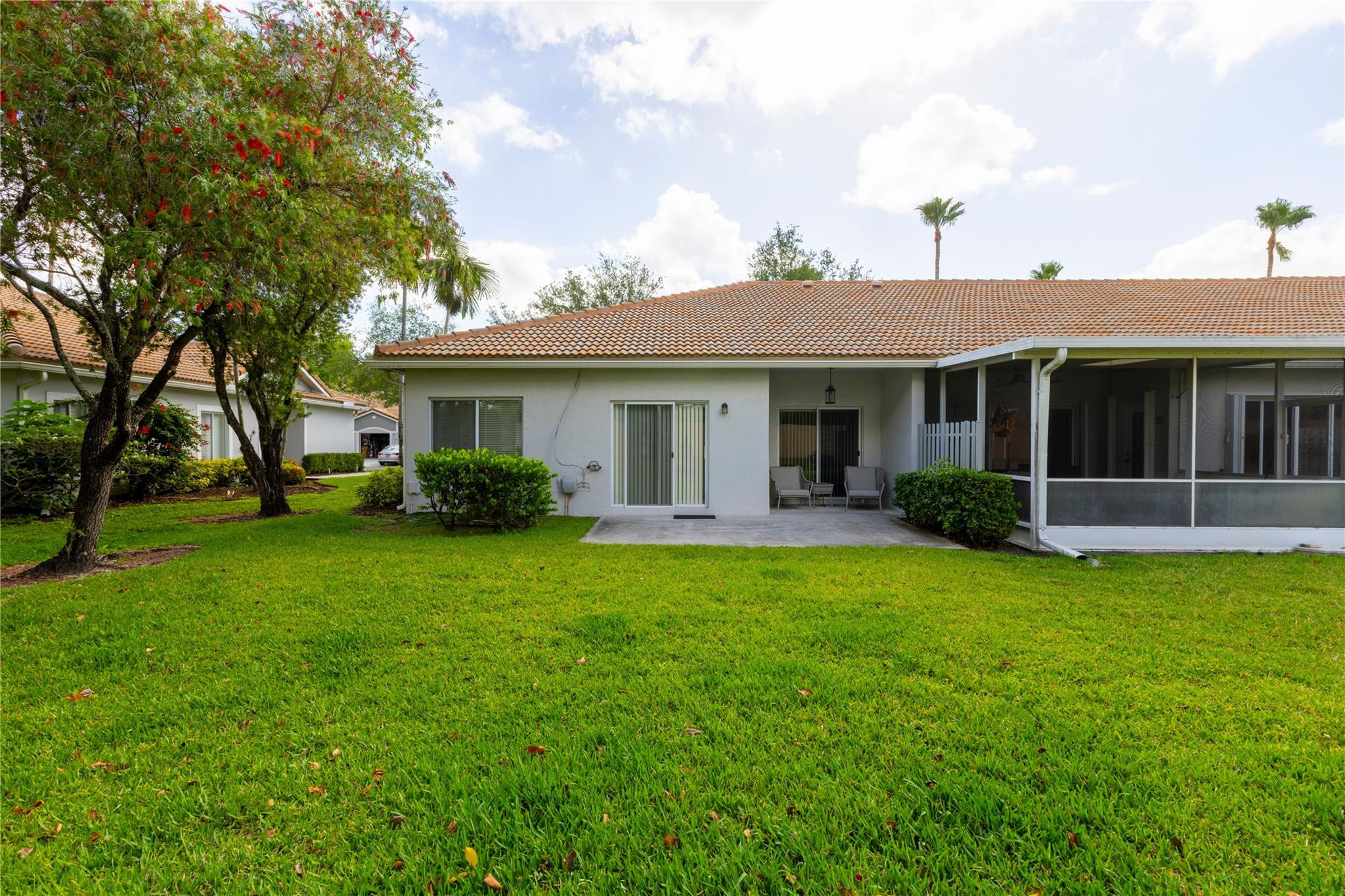 1245 SW 48th Ter 1245