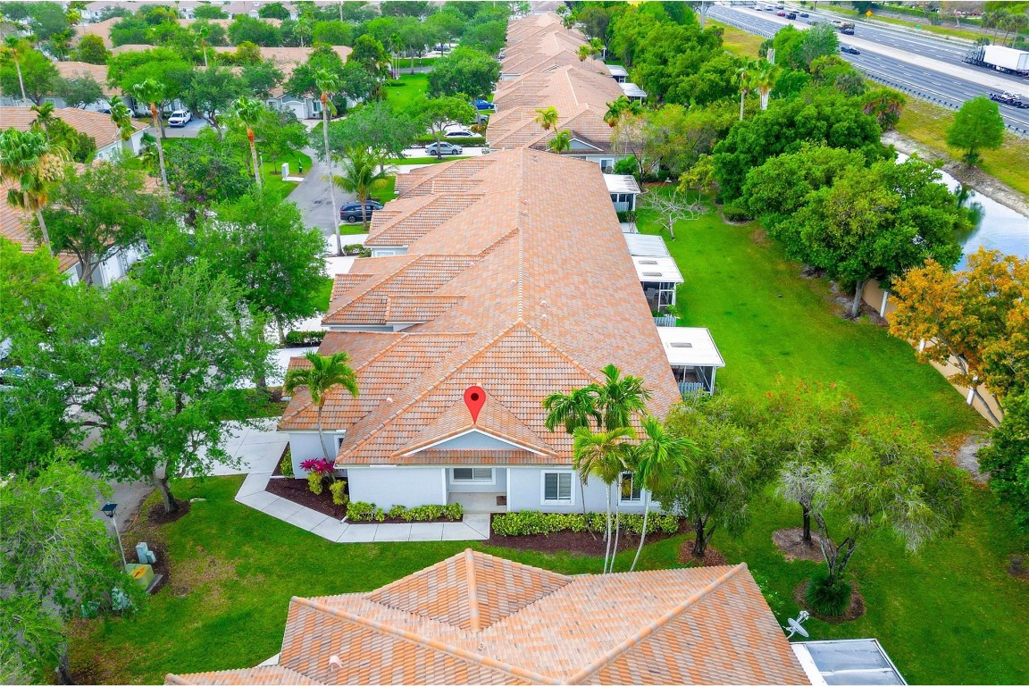 1245 SW 48th Ter 1245