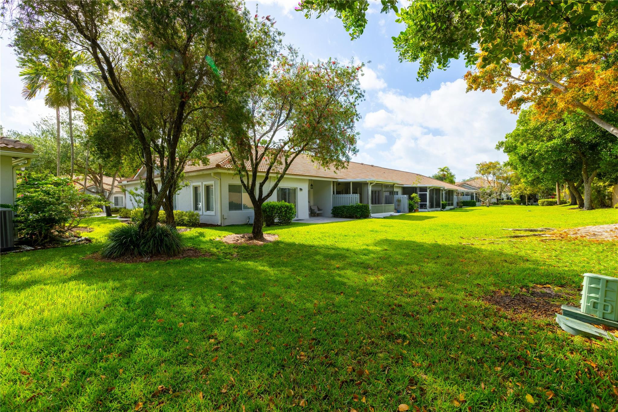 1245 SW 48th Ter 1245