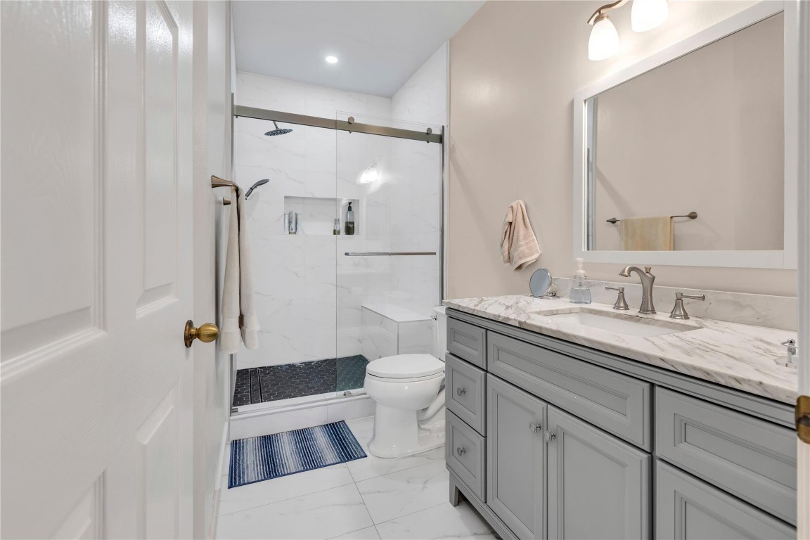 1245 SW 48th Ter 1245