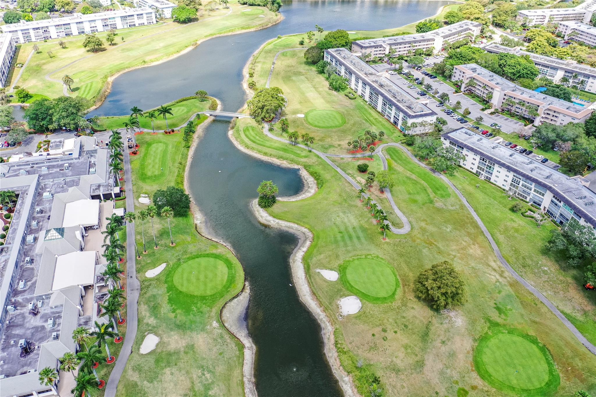 4702 Martinique Dr D2