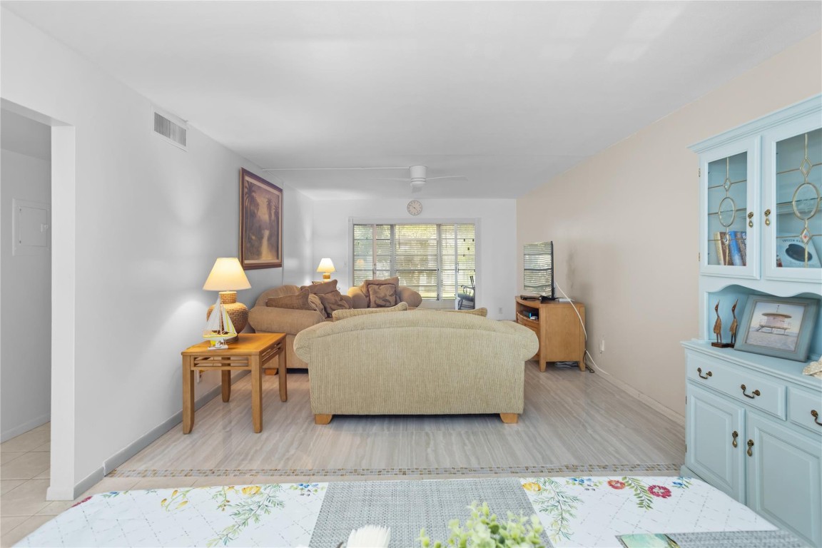 4702 Martinique Dr D2