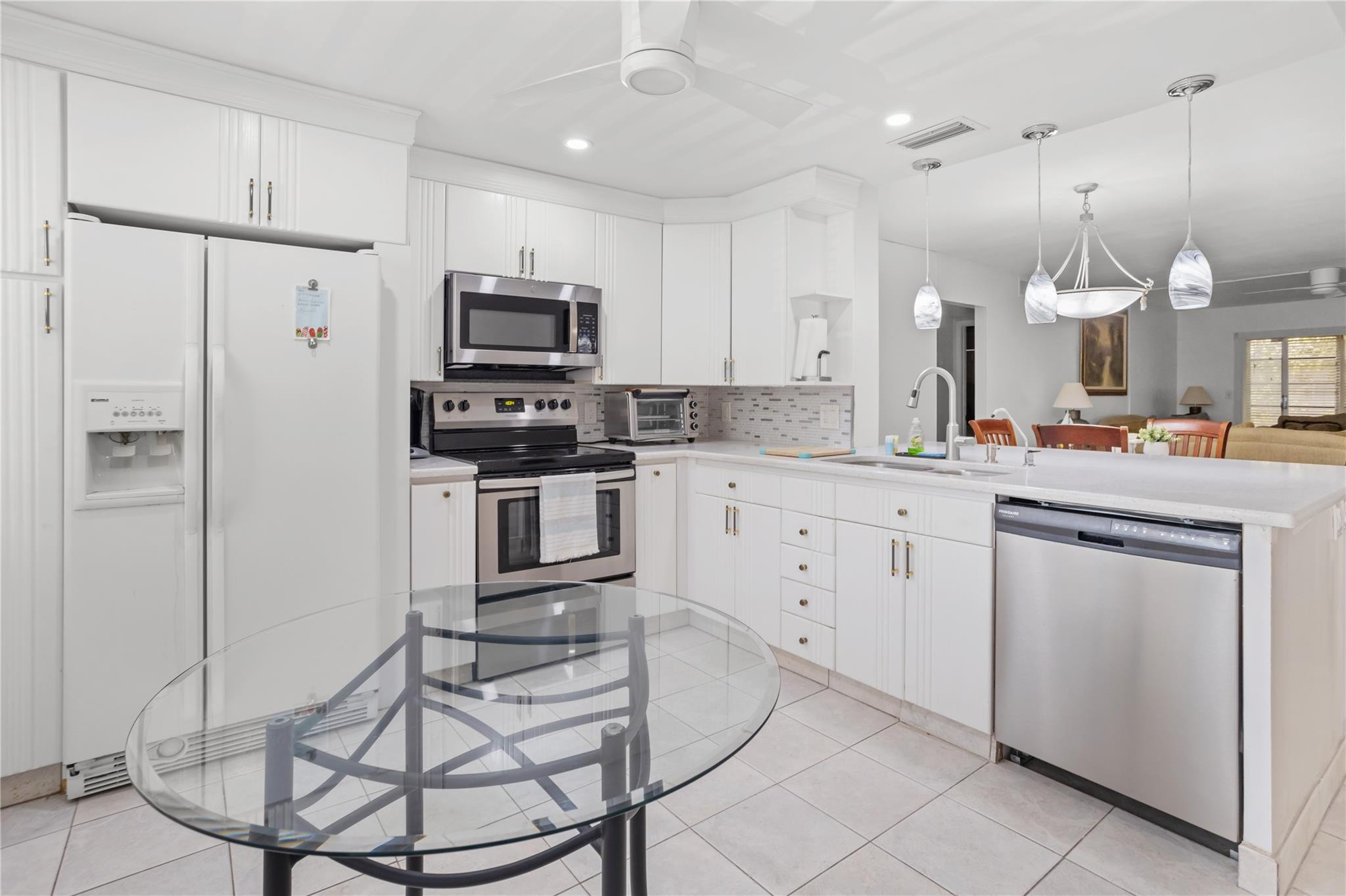 4702 Martinique Dr D2