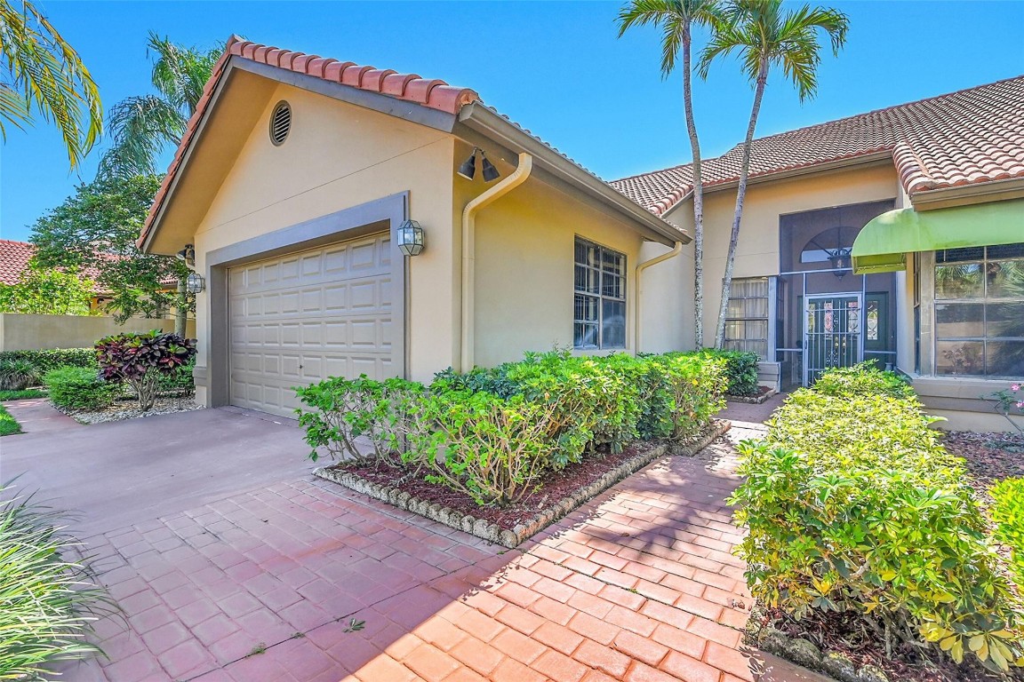 19324 Cherry Hills Ter