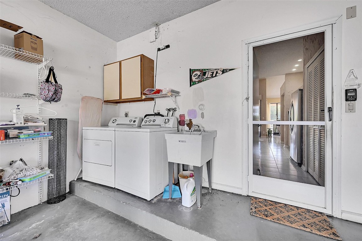 19324 Cherry Hills Ter