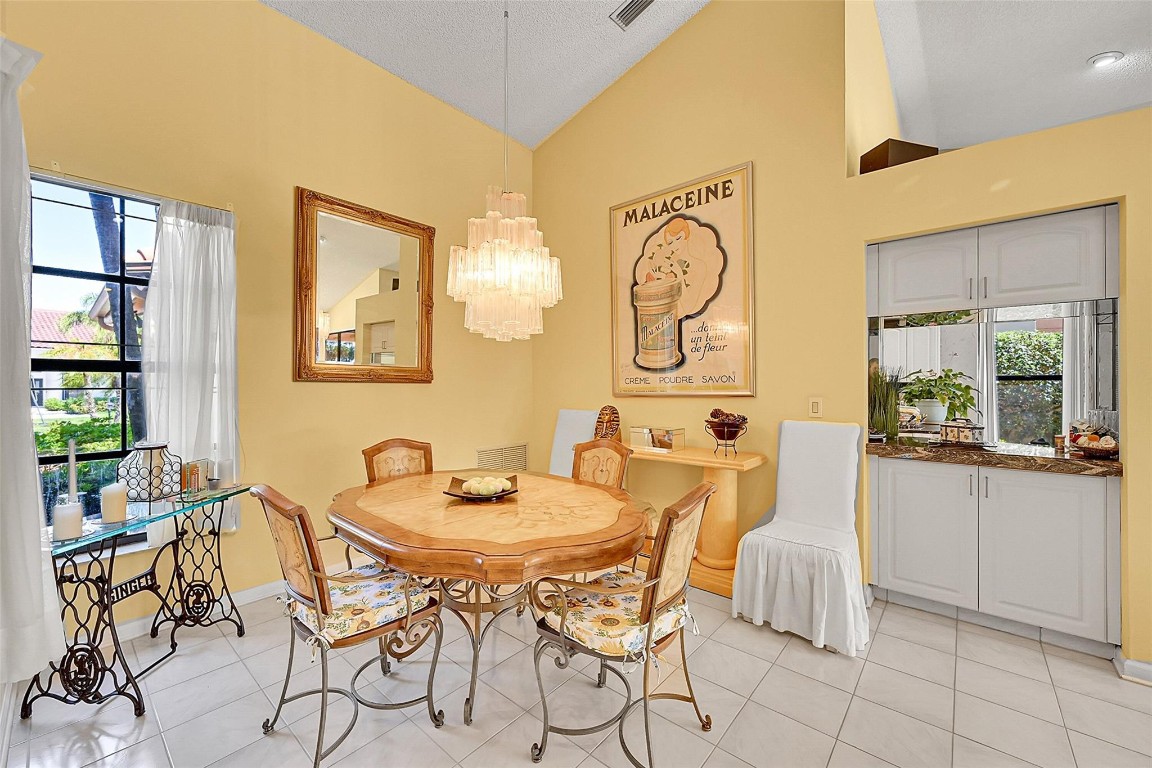 19324 Cherry Hills Ter