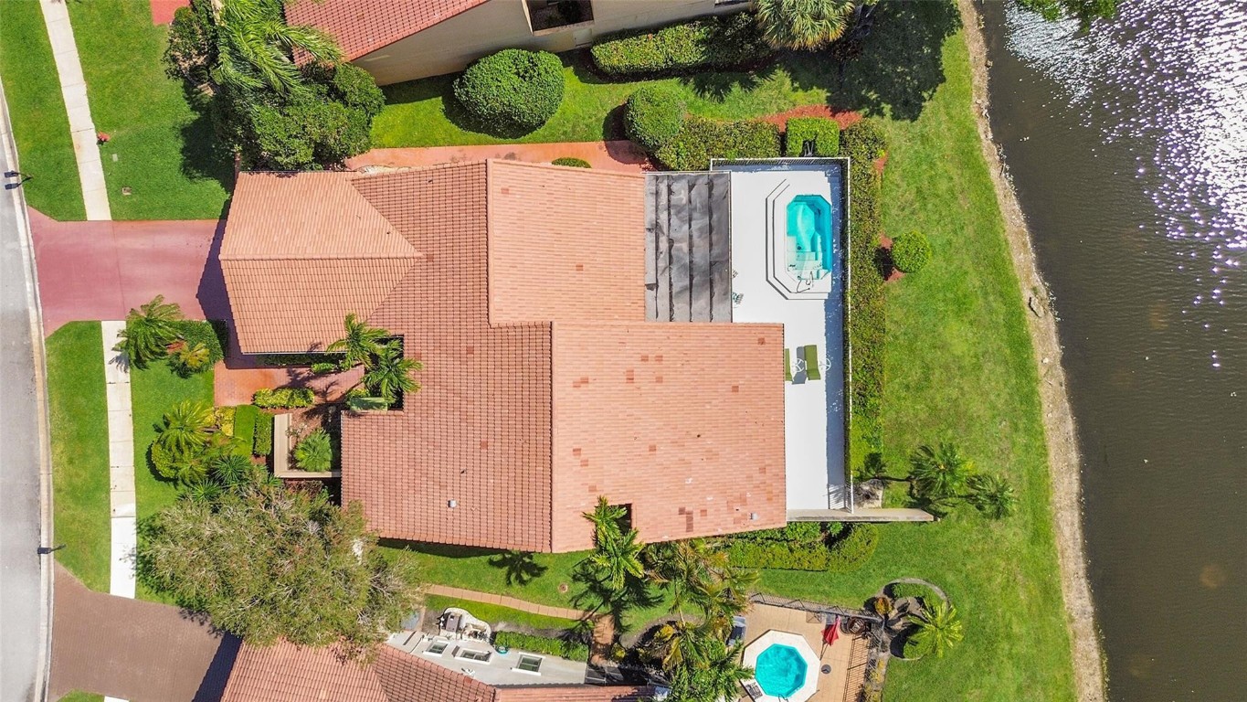 19324 Cherry Hills Ter