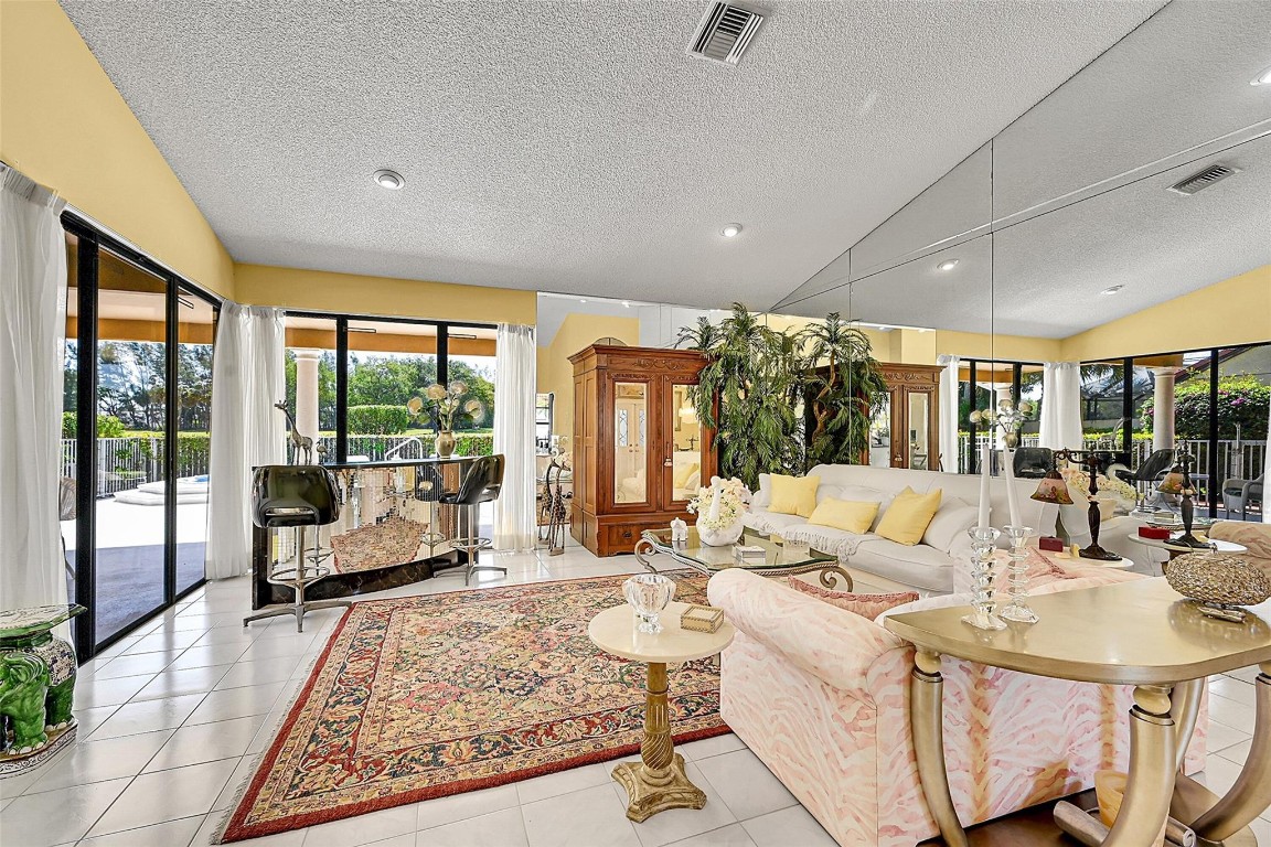 19324 Cherry Hills Ter