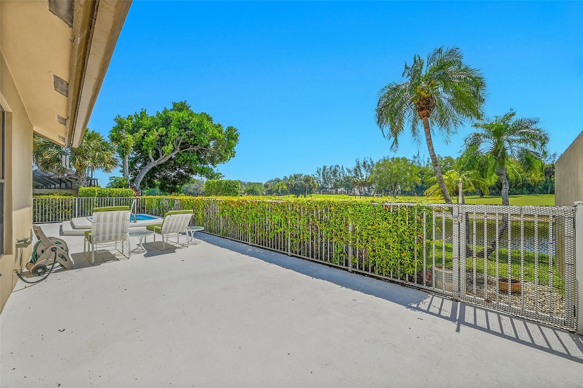 19324 Cherry Hills Ter