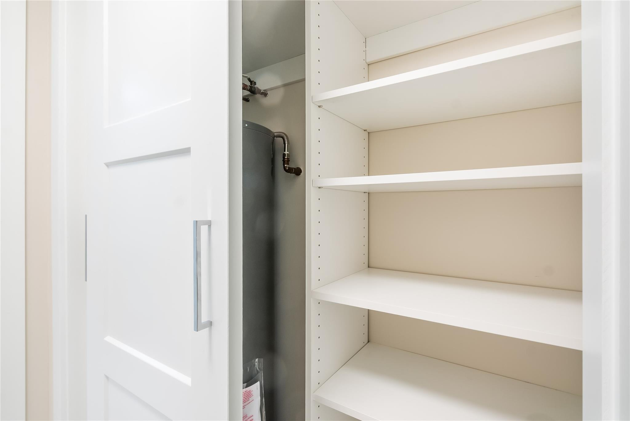 2950 N Palm Aire Dr 404