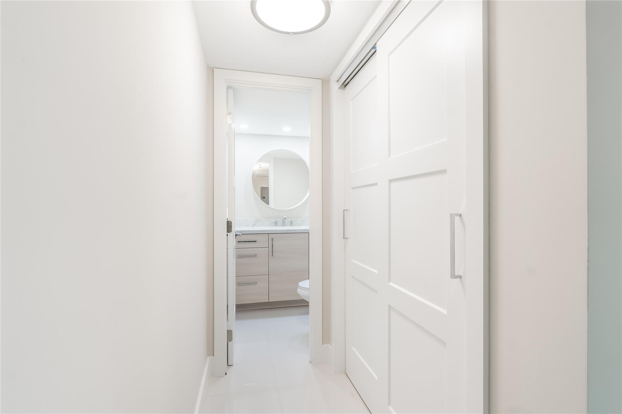 2950 N Palm Aire Dr 404